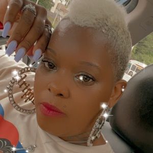 Meet your Posher, Latrice